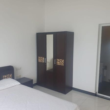 Beach Mount Apartment Dehiwala-Mount Lavinia Luaran gambar